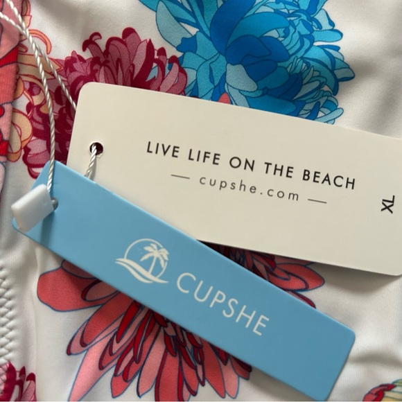 NWT CUPSHE Burnt Red and Floral high waisted swimsuit - Picture 7 of 7